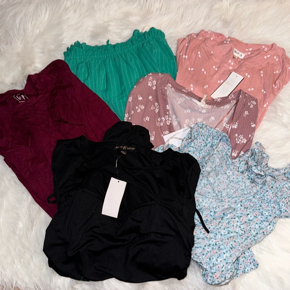 Women’s tops bundle